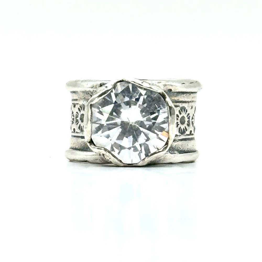 Silpada Retired R2208 Sterling Silver & CZ Queen For a Day Ring Size 7.5
